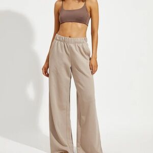 Left on Friday Homerun Pant NWOT Sz Small